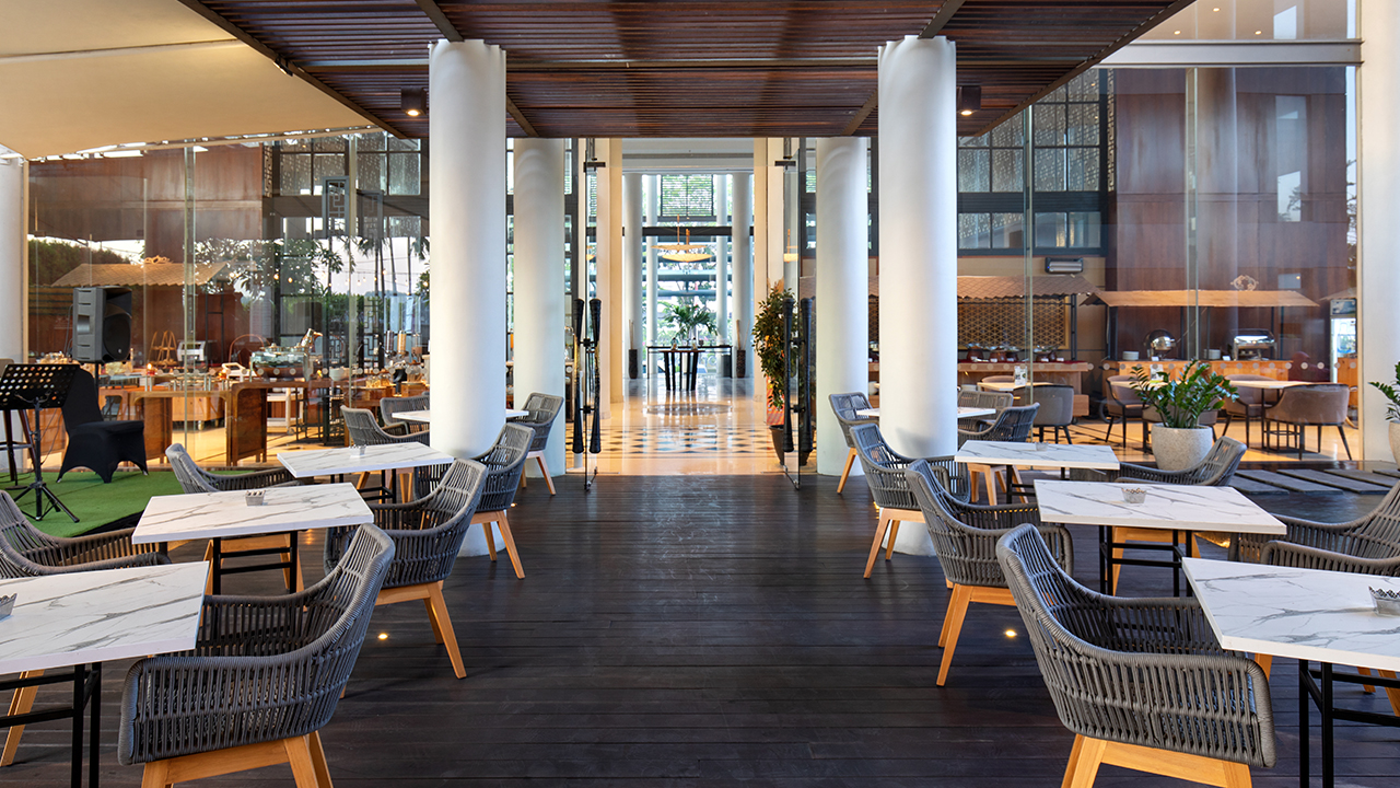 Premier Place Hotel_0006_CORIANDER RESTO 2